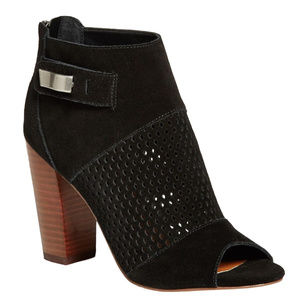 DV by Dolce Vita Marana Booties Black Peep Toe 9